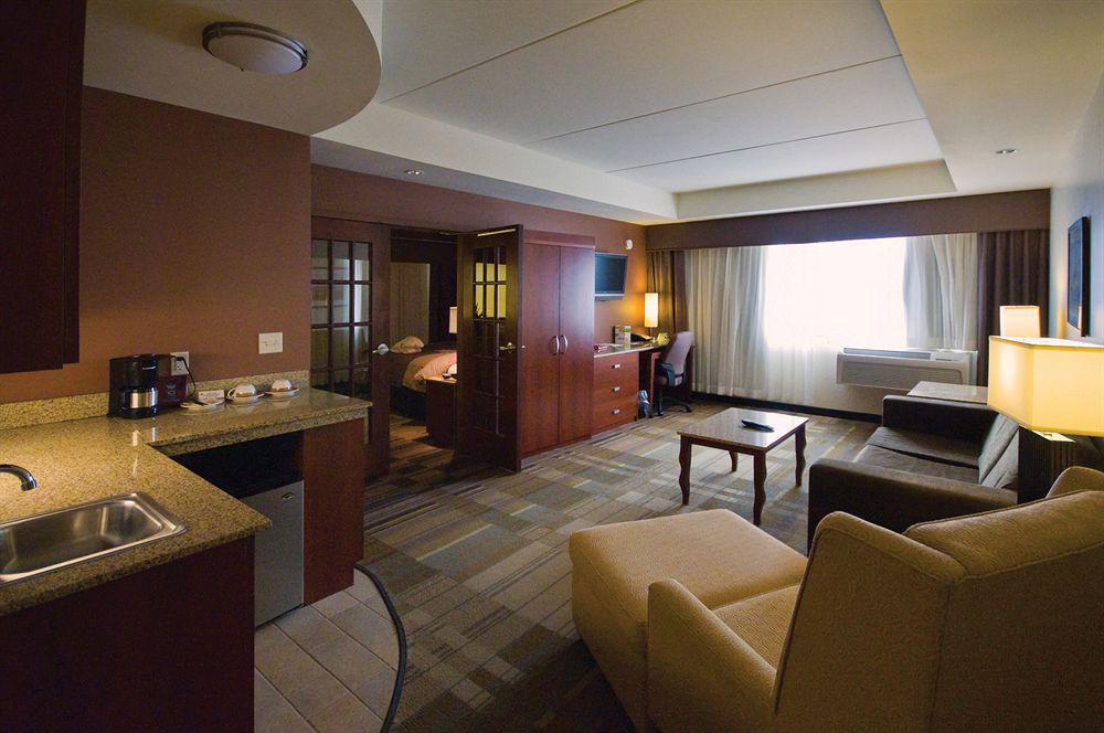Canad Inns Destination Center Grand Forks Dış mekan fotoğraf