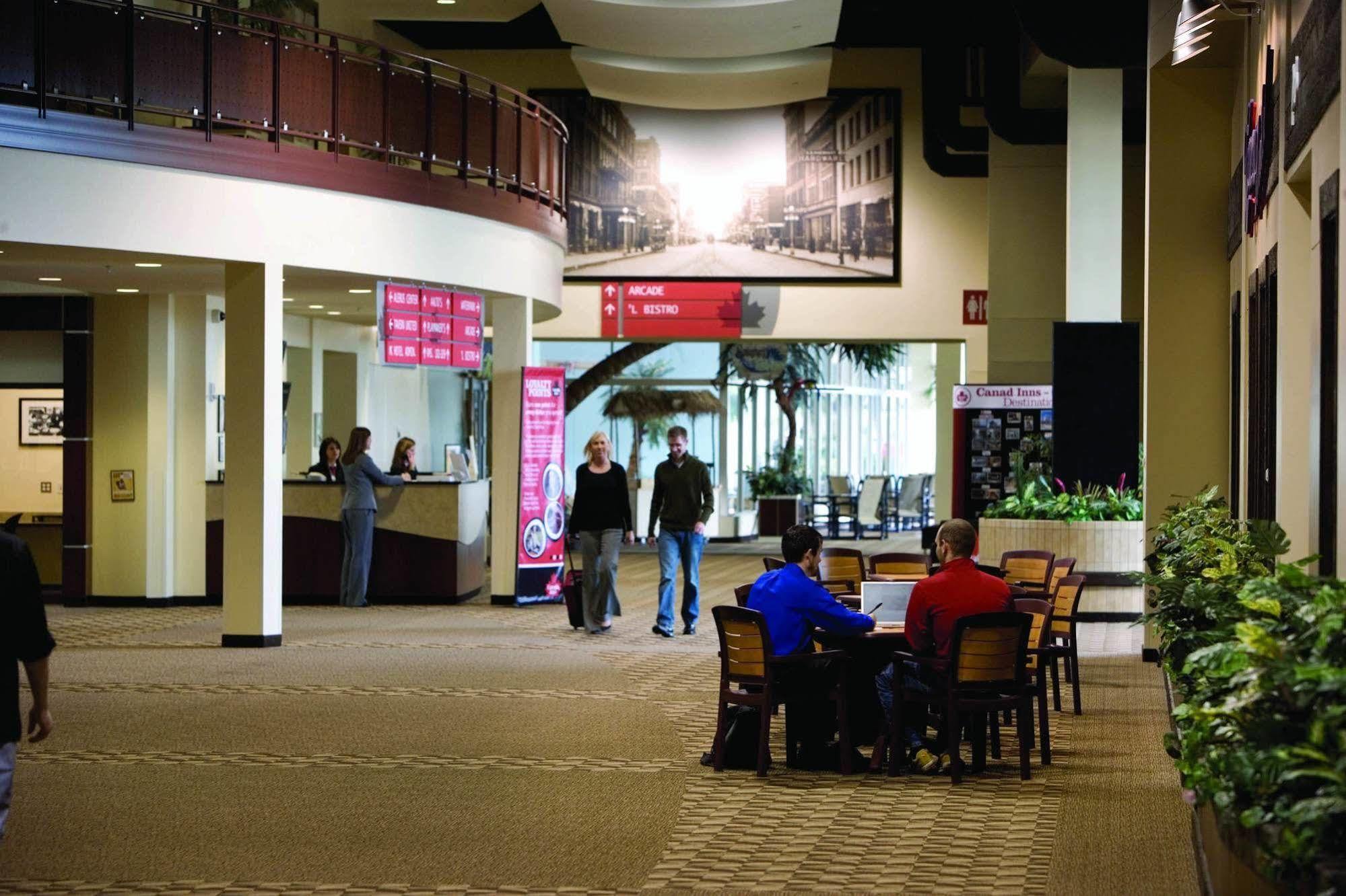 Canad Inns Destination Center Grand Forks Dış mekan fotoğraf