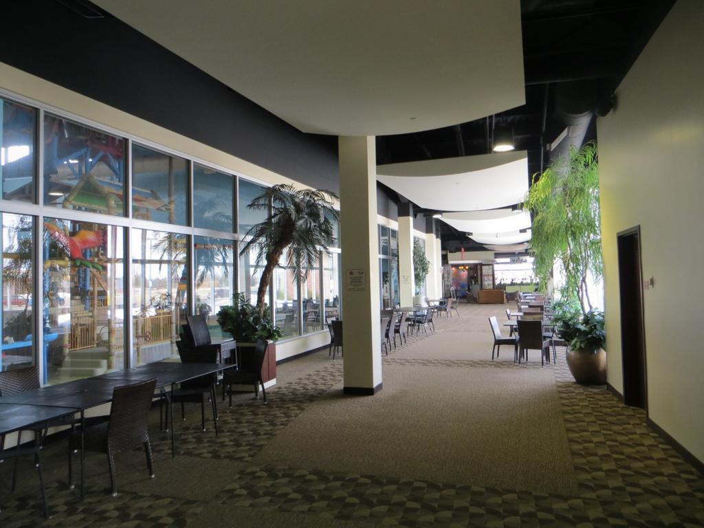 Canad Inns Destination Center Grand Forks Dış mekan fotoğraf