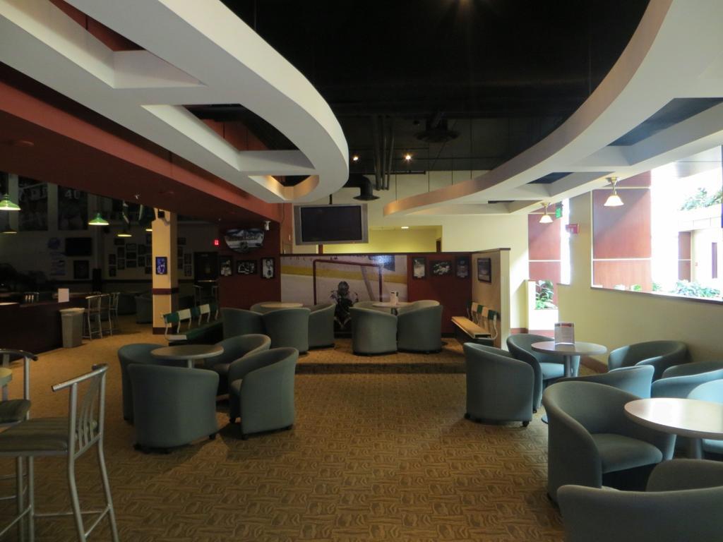 Canad Inns Destination Center Grand Forks Dış mekan fotoğraf