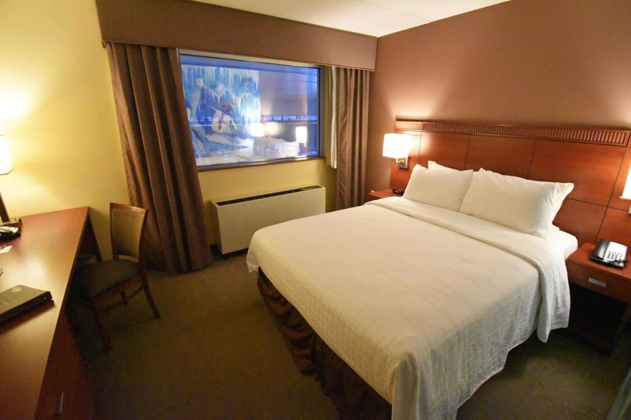 Canad Inns Destination Center Grand Forks Dış mekan fotoğraf